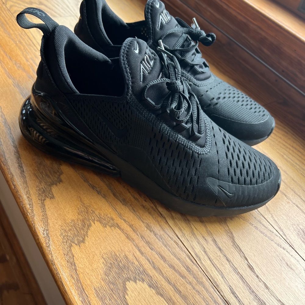 Women’s Nike air max 270